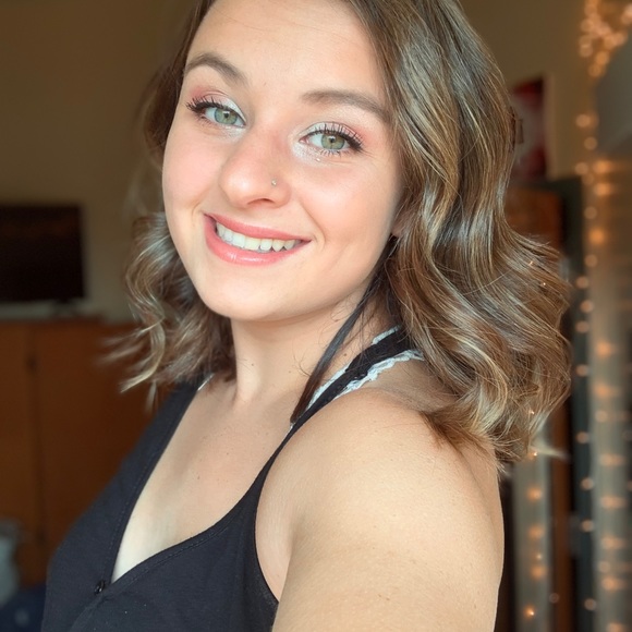 Introducing Me 😊 - Picture 4 of 7